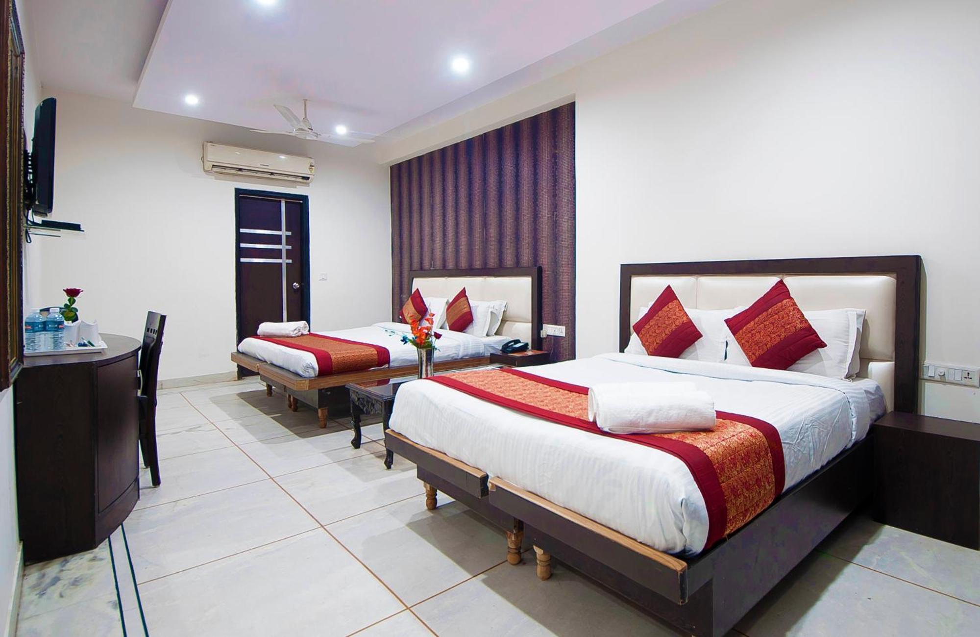 Hotel Apra Inn New Delhi Ngoại thất bức ảnh