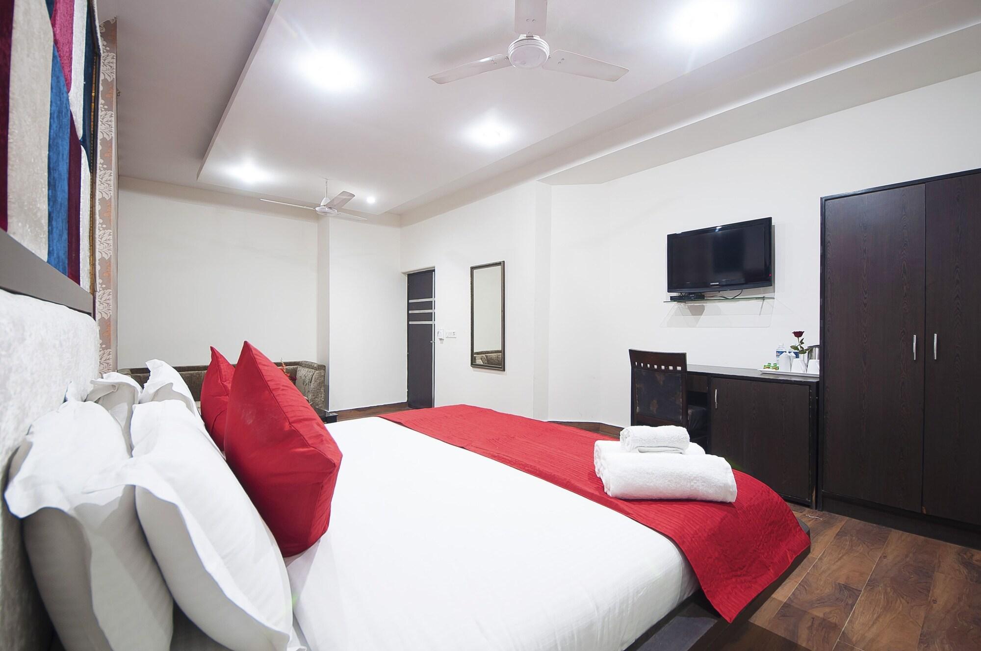 Hotel Apra Inn New Delhi Ngoại thất bức ảnh