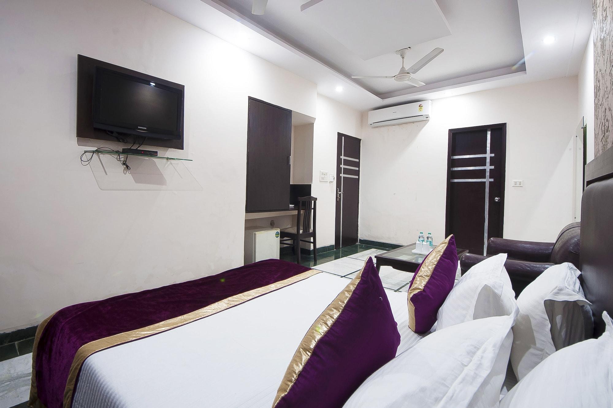 Hotel Apra Inn New Delhi Ngoại thất bức ảnh