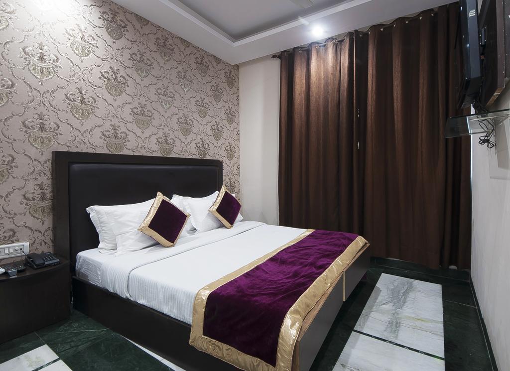 Hotel Apra Inn New Delhi Ngoại thất bức ảnh