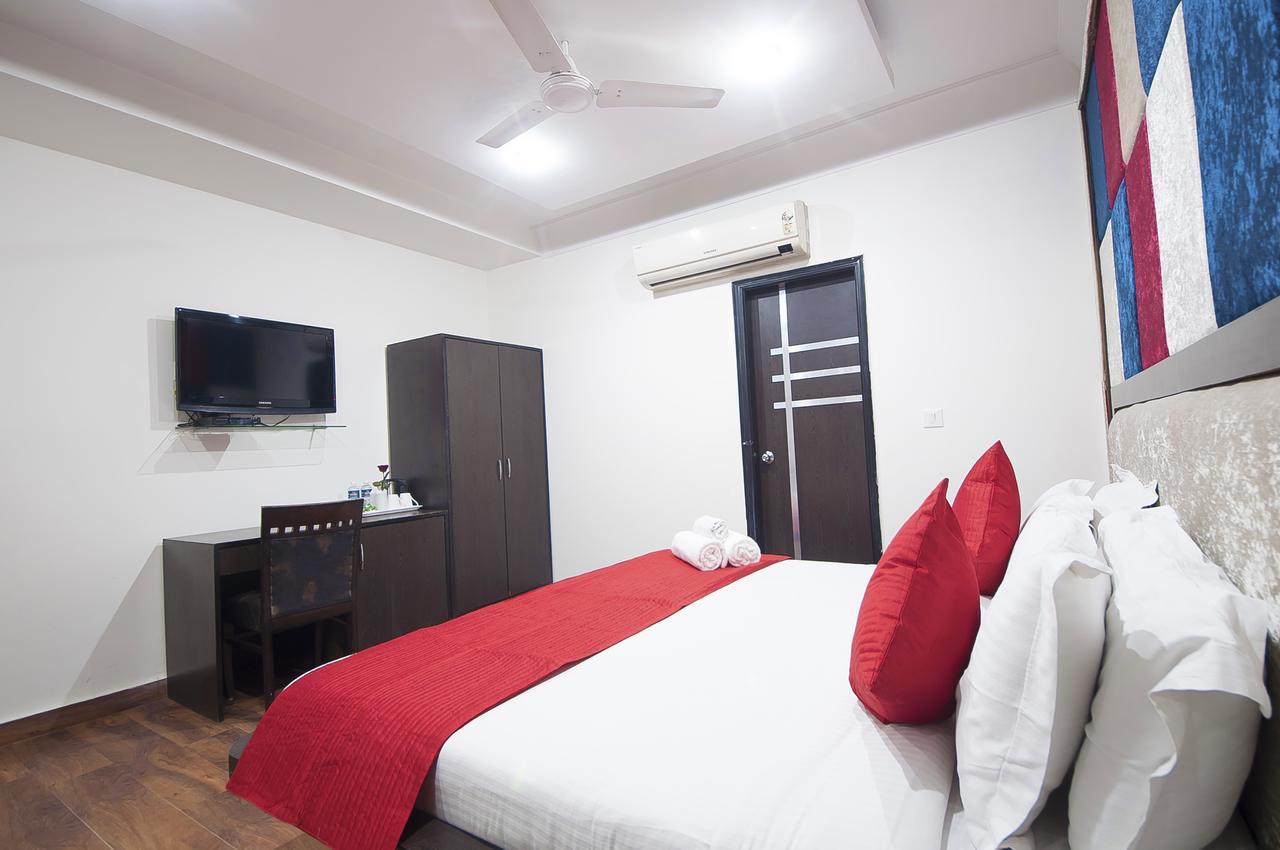 Hotel Apra Inn New Delhi Ngoại thất bức ảnh