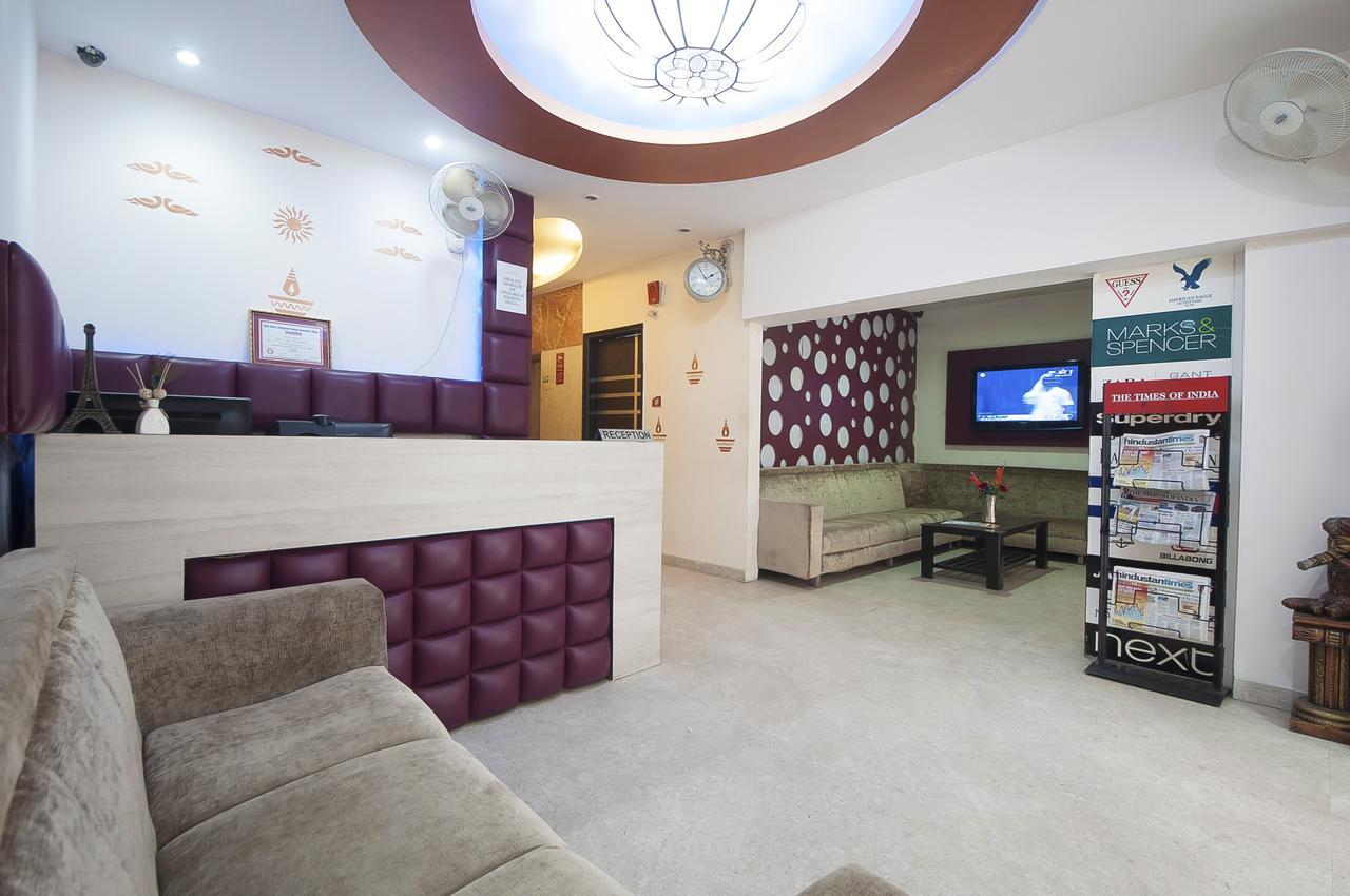 Hotel Apra Inn New Delhi Ngoại thất bức ảnh