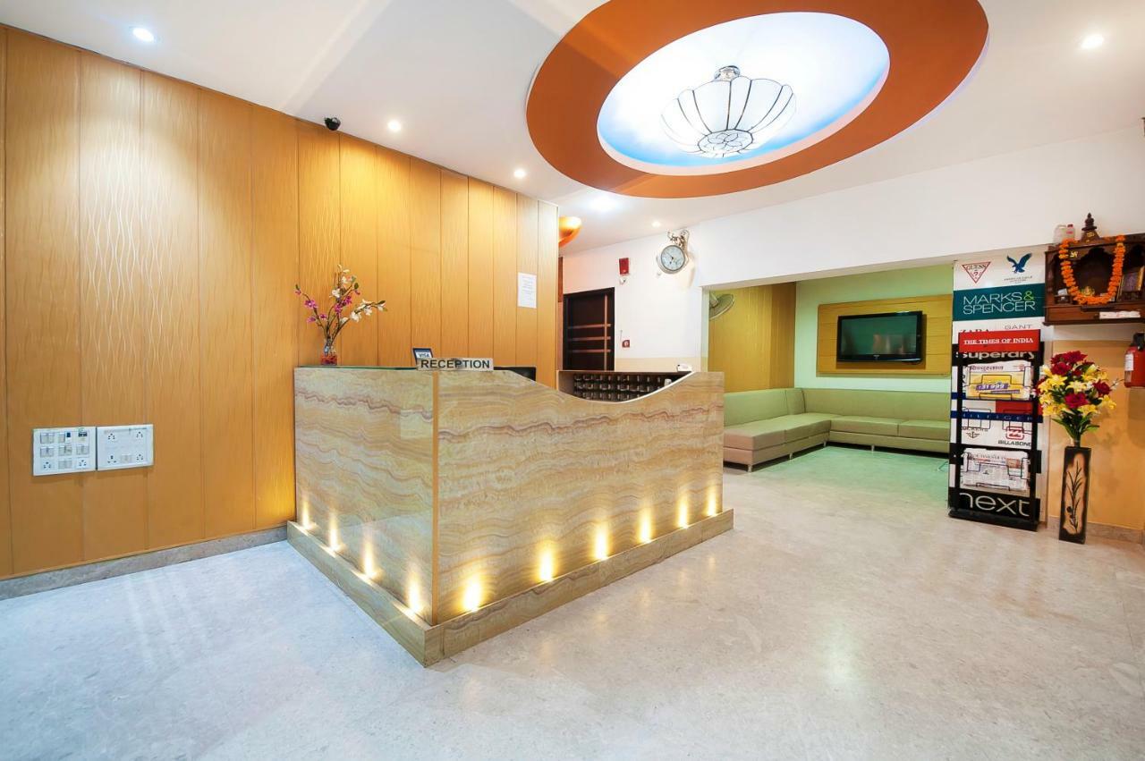 Hotel Apra Inn New Delhi Ngoại thất bức ảnh
