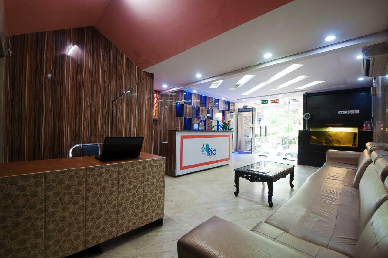 Hotel Apra Inn New Delhi Ngoại thất bức ảnh